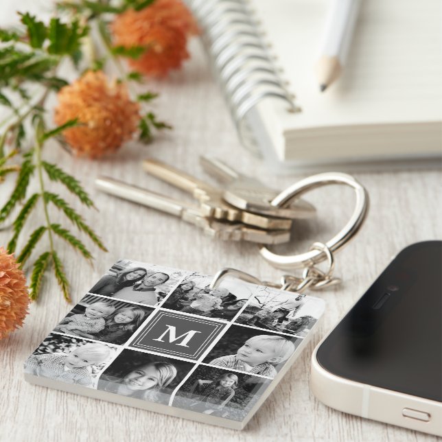 Graue Monogram-Familienfoto-Collage Schlüsselanhänger (Vorderseite rechts)