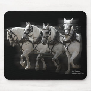 Graue Percheron Entwurfs-Pferde - vier Mousepad