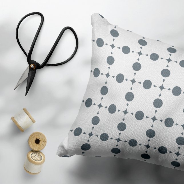 Graue Polka Dots, Polka Dot Pattern, Dots, Dotter Dekokissen (Von Creator hochgeladen)