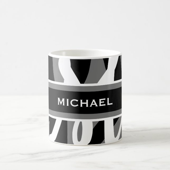 Graue Schwarz-weiße Monogramm Personalisiert Kaffeetasse (Mittel)