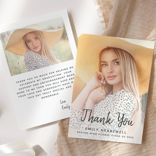 Graue Script-Abschluss mit zwei Fotos Danke-Karte Einladung (Von Creator hochgeladen)