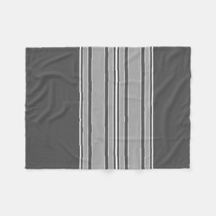 Graue Streifen zentrieren - moderner Vibe KANN Fleecedecke