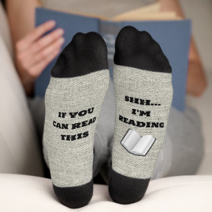 Graue Textil- und Fun-Text-Socken Socken