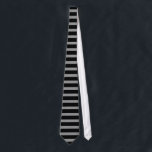 Graue und schwarze horizontale Streifen-Krawatte Krawatte<br><div class="desc">Eine noble Krawatte,  die aus den grauen und schwarzen horizontalen Streifen besteht.  Eine Krawatte,  die als Teil einer retro Ausstattung groß schauen würde.</div>
