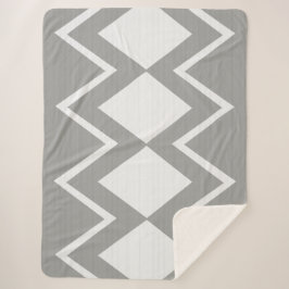 Graue und weiße Abstrakte moderne Zickzack Diamant Sherpadecke