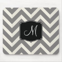 Graue und weiße Zickzack Streifen mit Monogramm