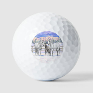 Graue, weiße Pferde im Schnee Golfball