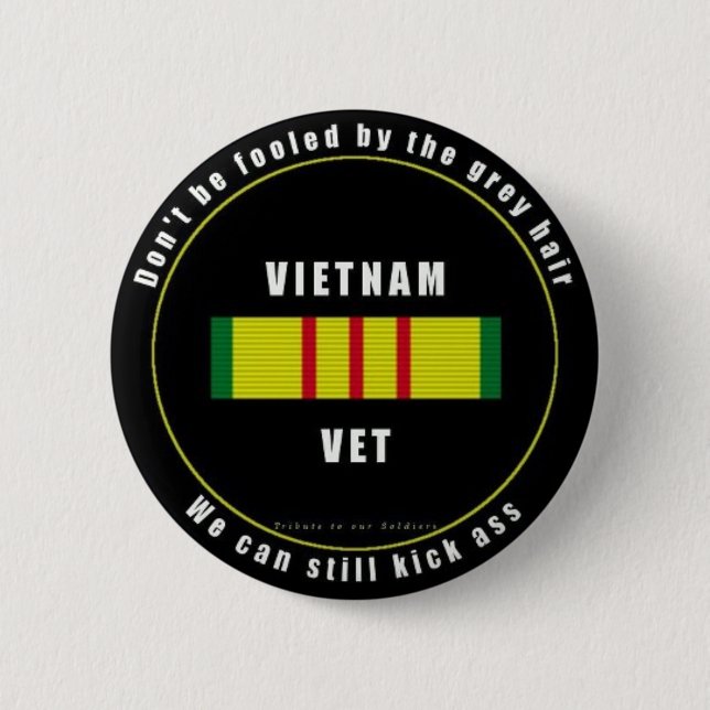 Grauer behaarter Vietnam-Tierarzt-Knopf Button (Vorderseite)