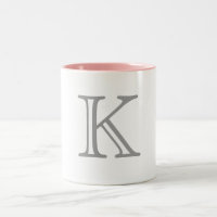 Grauer Monogramm-Buchstabe