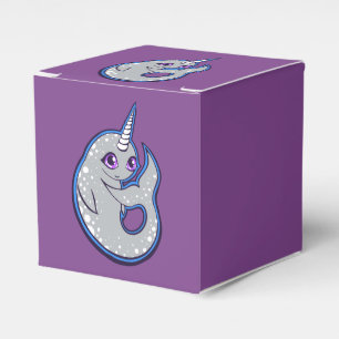 Grauer Narwhal Wal mit der Stellen-Tinte, die Geschenkschachtel