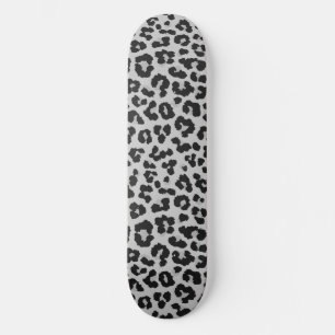 Graues Asche Leopard Cheetah Animal Print Muster Skateboard