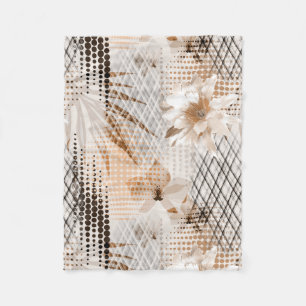 Graues, beige tropisches Muster. Fleecedecke