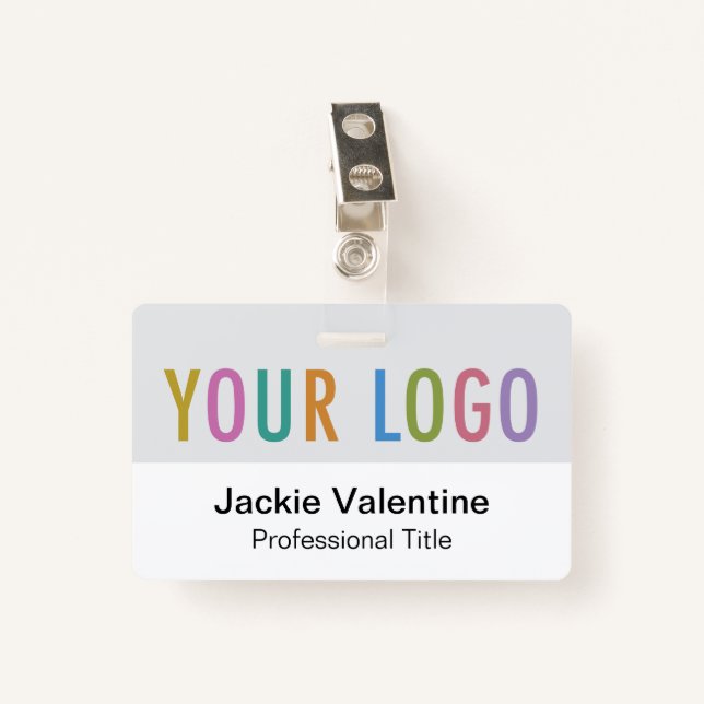 Graues PVC-Name-Abzeichen mit Logo-Clip-Lanyard od Ausweis (Vorderseite mit Klammer)