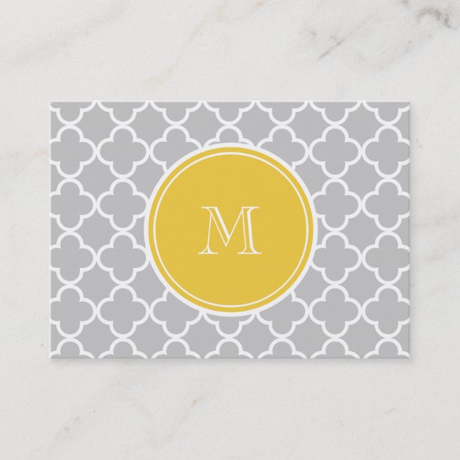 Graues Quatrefoil Muster, gelbes Monogramm Visitenkarte (Vorderseite)