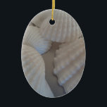 Grauweiß, Muscheln, Sea Muschel Summer Beach Liebe Keramikornament<br><div class="desc">Grauweiß,  Muscheln,  Sea Muschel Summer Beach Liebe</div>