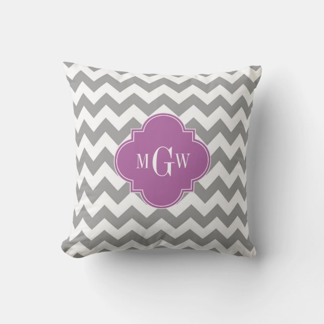 Grauweiße Zickzack Orchideenfolie 3 Monogramm Kissen (Vorderseite)