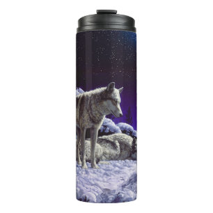 Grauwölfe im Winterschnee in der Nacht Thermosbecher