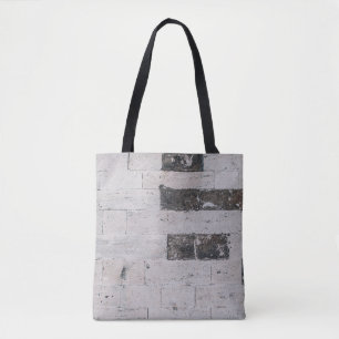 Grauzementwand Tasche