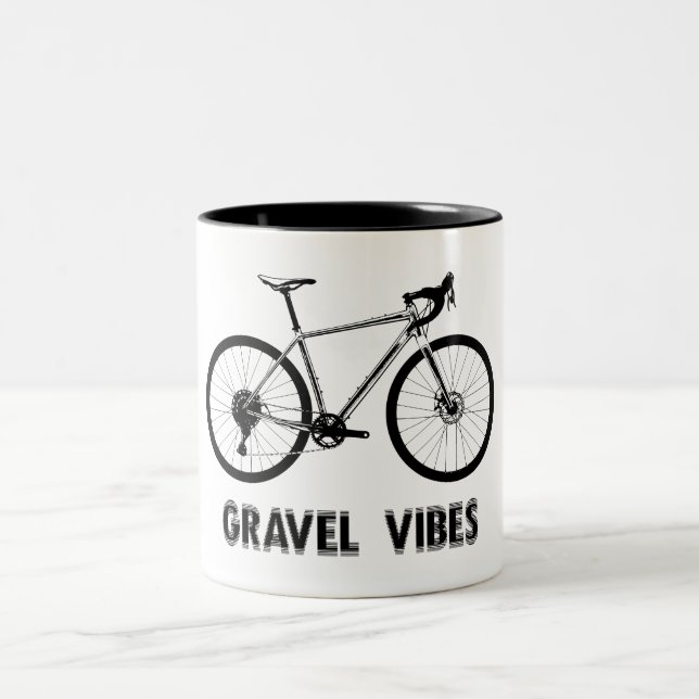 Gravel Vibes Cycling Zweifarbige Tasse (Mittel)