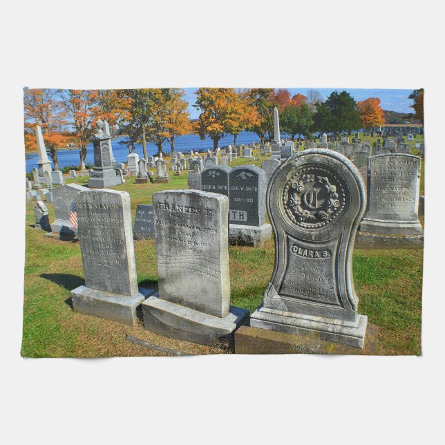 Gravestone Dish Handtuch (Horizontal)