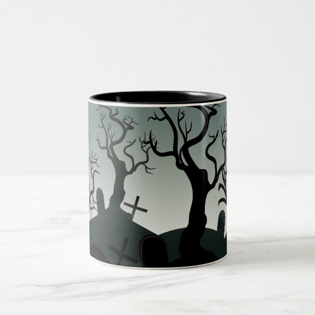 Graveyard Halloween tch tasse personnalisée (Centre)