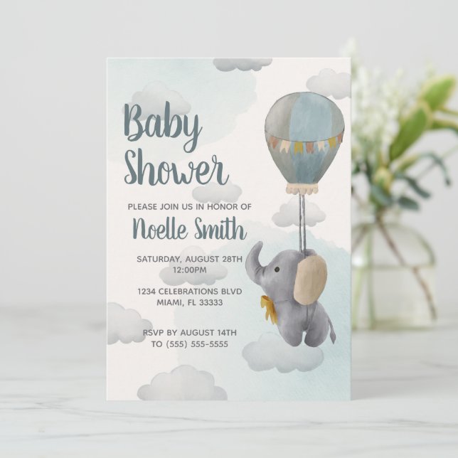 Gray Baby Elephant, Hot Air Ballon in Wolken Einladung (Stehend Vorderseite)