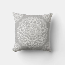 Gray Boho Mandala Kissen