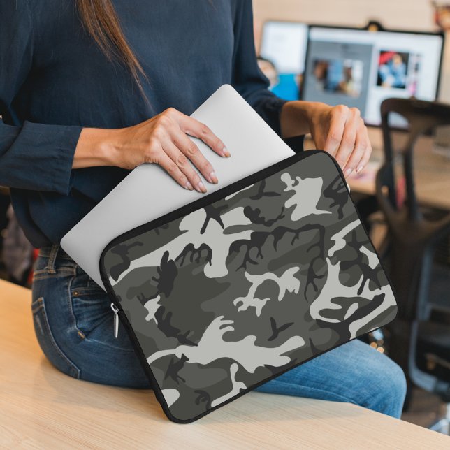 Gray Camouflage Pattern, militärisches Muster, Arm Laptopschutzhülle (Von Creator hochgeladen)