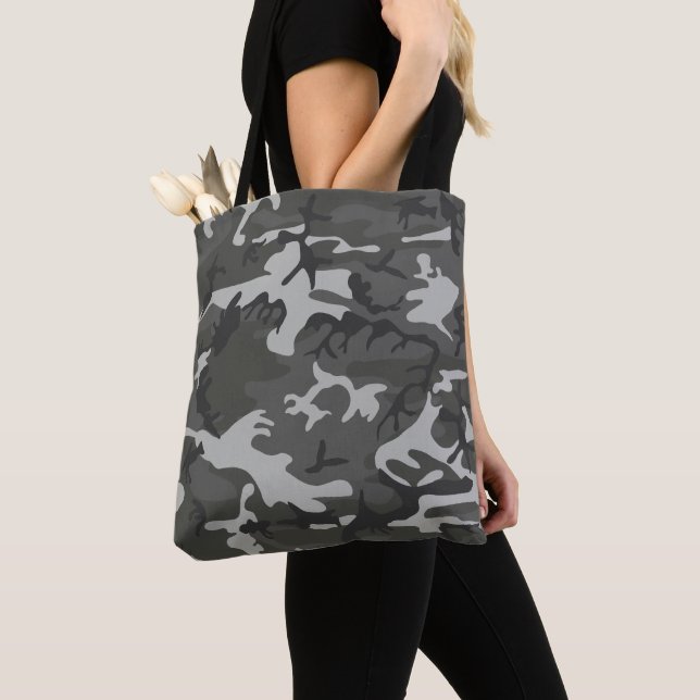 Gray Camouflage Pattern, militärisches Muster, Arm Tasche (Von Nahem)