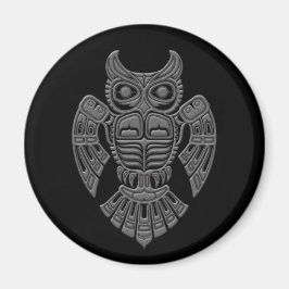 Gray Haida Spirit Owl auf Black Magnet