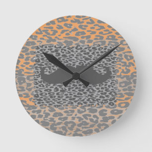 Gray Mustache und Leopard Print Runde Wanduhr