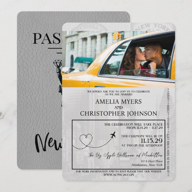 Gray New York City Passport Wedding Einladung (Vorne/Hinten)