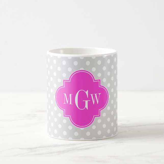 Gray Polka Dot Hot Pink Quatrefolie 3 Monogramm Kaffeetasse (Mittel)