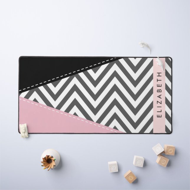 Gray Zigzag, grau Zickzack, rosa, Ihr Name Schreibtischunterlage (Kindertisch)
