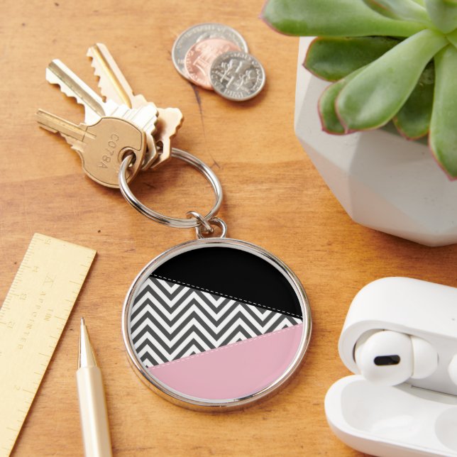 Gray Zigzag, Gray Chevron, Zigzag Pattern, Pink Schlüsselanhänger (Schreibtisch)