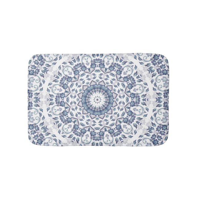 Grayish Blue Floral Mandala Badematte (Vorderseite)