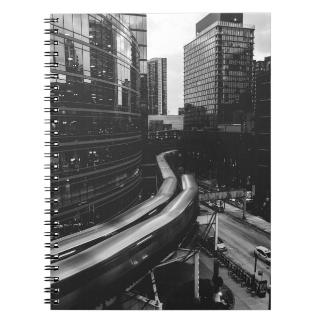 GRAYSCALE FOTO DER STADT NOTIZBLOCK (Vorderseite)