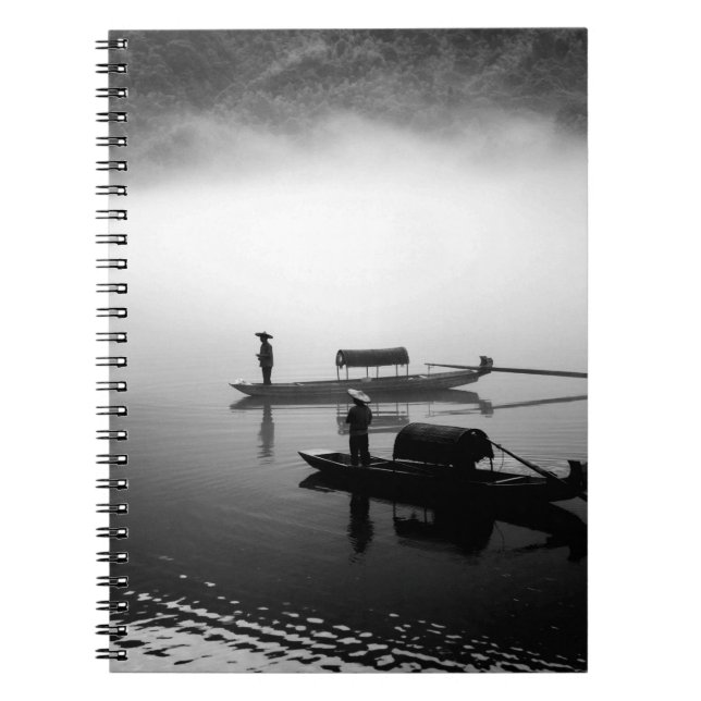 GRAYSCALE FOTO VON ZWEI ROW BOOTEN NOTIZBLOCK (Vorderseite)