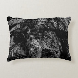 Grayscale photo of rock dekokissen