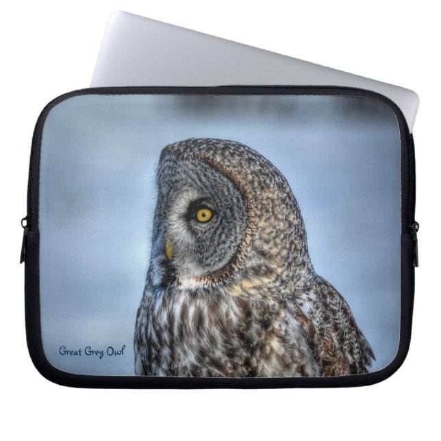Great Gray Owl Raptor Winter Wildlife Foto Laptopschutzhülle (Vorderseite)
