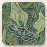Great Peacock Moth by Vincent van Gogh Untersetzer<br><div class="desc">Die Große Pfauenmotte (1889) von Vincent van Gogh ist eine Vintage Kunst noch Leben Post-Impressionismus Naturmalerei. Ein Insekt, die Kaisermotte, in einem Frühjahrsgarten mit Calla Lily Blume und anderen Pflanze. Über den Künstler: Vincent Willem van Gogh (1853-1890) war ein postimpressionistischer Maler, dessen Werk wegen seiner rauen Schönheit, emotionalen Ehrlichkeit und...</div>