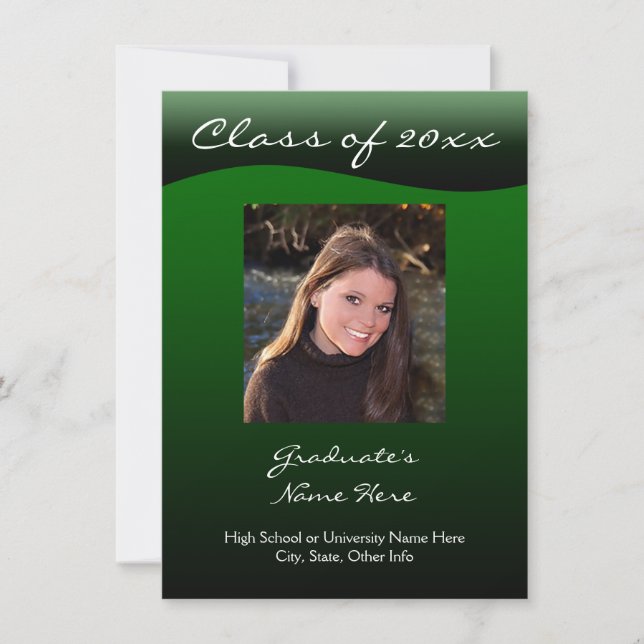 Green and Black Wave Announcement Graduation Einladung (Vorderseite)