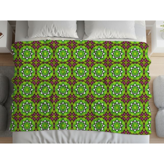 Green and purple geometric mandala pattern fleecedecke (Von Creator hochgeladen)