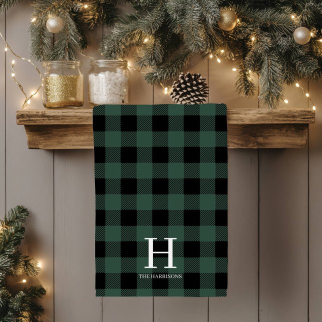 Green Black Buffalo Plaid Monogram Holiday Geschirrtuch (Von Creator hochgeladen)