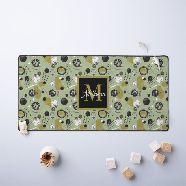 Green Boho Pattern Monogram Name  Schreibtischunterlage (Kindertisch)