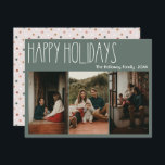 Green Boho Polka Dot Happy Holidays Drei-Fotos Feiertagskarte<br><div class="desc">Diese grüne Polka dot fröhliche Ferienkarte mit drei Fotos ist perfekt für Ihren modernen böhmischen Landgasthof-inspiriert Urlaub Gruß. Der klassische rustikale, aber feine handgezeichnet Schriftart verleiht ihm einen erdigen Vintagen Look und behalte ihn niedlich und einfach. Die Polka-Punkte kommen in Erdtönen wie Rot, Salbei, Rosa, Rosa, Terrakotta, Rost und Bräune....</div>