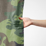 Green Camouflage Pattern, militärisches Muster, Ar Schal<br><div class="desc">Elegantes,  stilvolles und raffiniertes Tarnmuster in grün und braun. Moderne und trendige Geschenke,  perfekt für den militärischen Liebhaber in Ihrem Leben.</div>