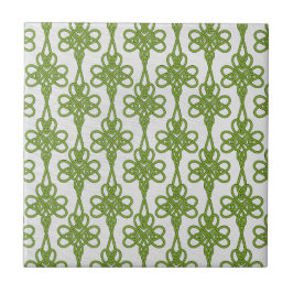 Green Celtic Knot Design in White Keramik Tile Fliese
