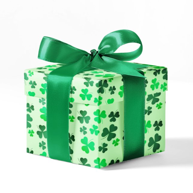 Green Clover Kleeblatt St Patricks Day Irish Party Geschenkpapier (Von Creator hochgeladen)