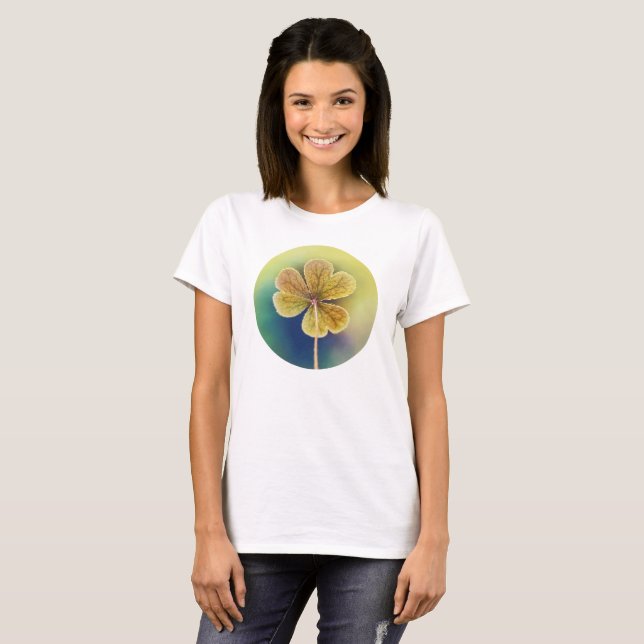 Green Clover Macro T-Shirt (Vorne ganz)